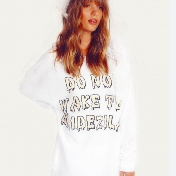 Wildfox Don't Wake Bridezilla Sleep Shirt XS - Picture 1 of 6